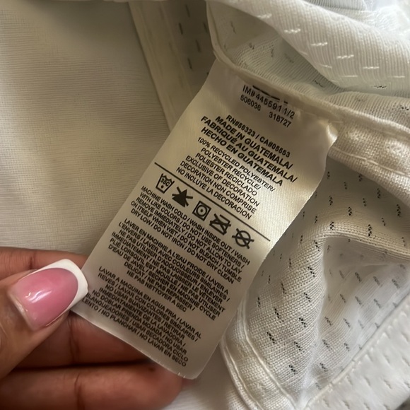 Nike Justin Fields Chicago Bears Womens Jersey - Size Medium - Picture 5 of 6